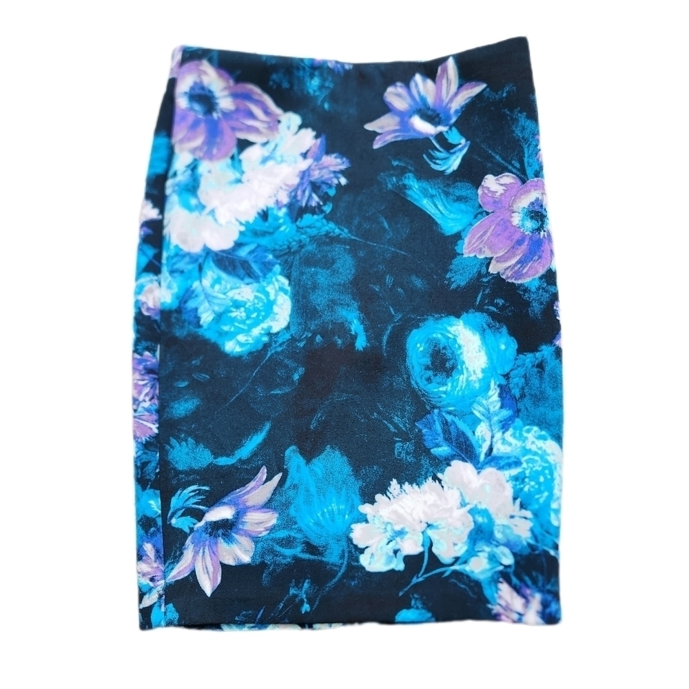 NWT Guess multi coloured mini skirt Size M